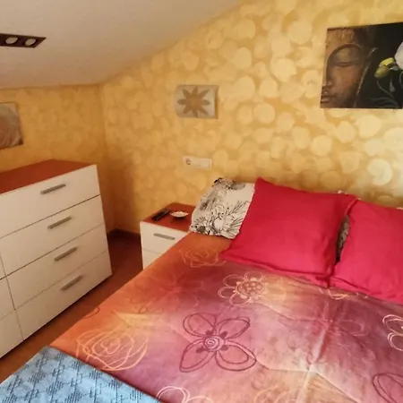 A Cruz De Ferro Apartment Rosal