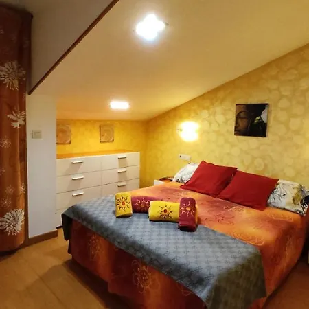 A Cruz De Ferro Apartment Rosal